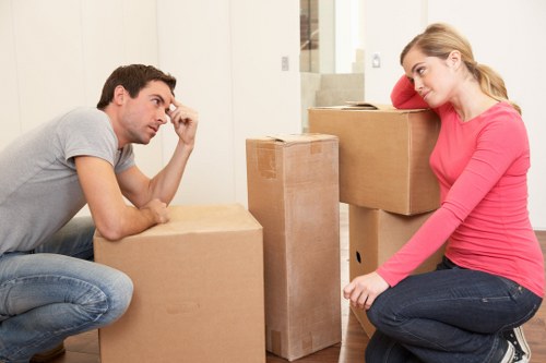 Removal team estimating a medium household load